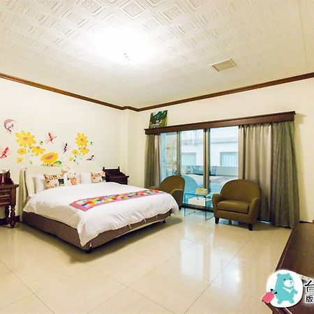 Tainan Yi Home ภายนอก รูปภาพ